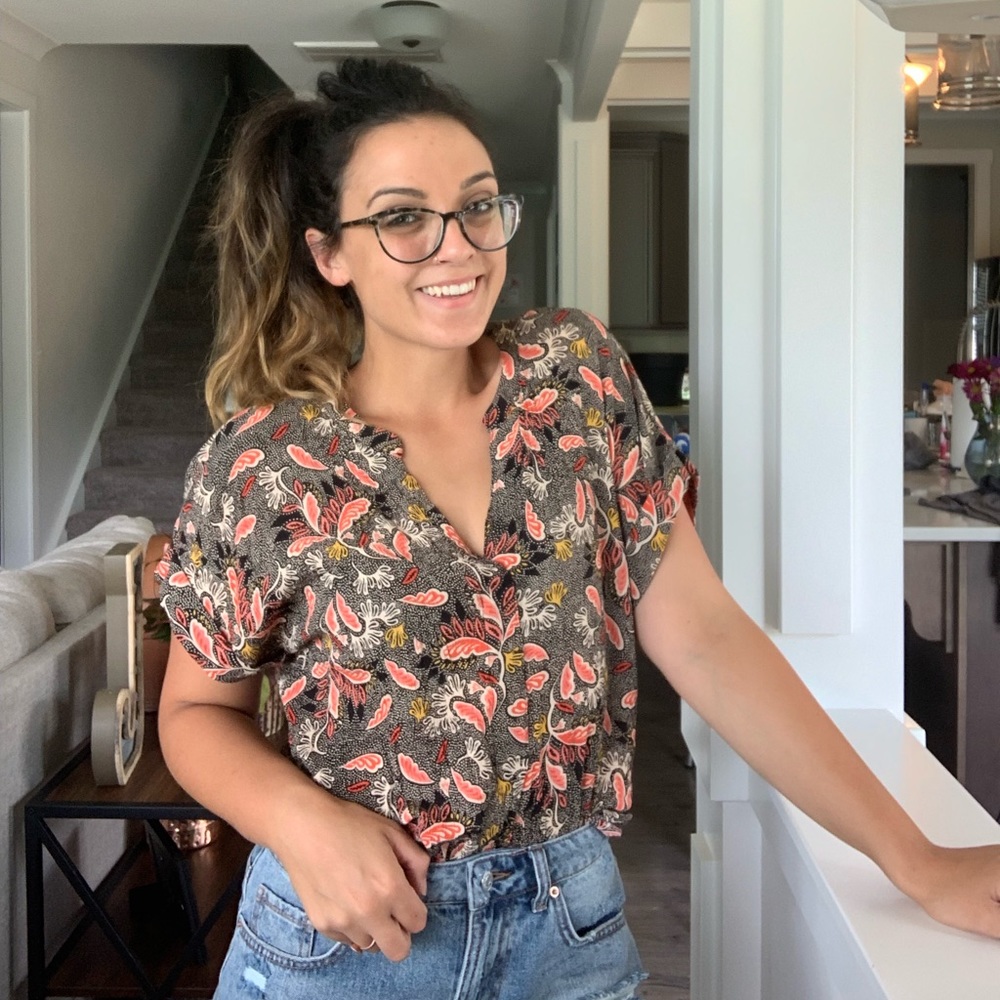 Meet your Posher, Brittney
